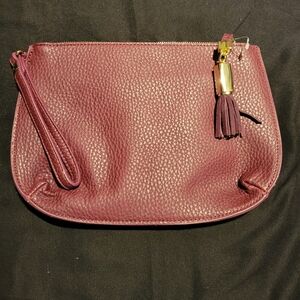 A Bundle of Clutches!